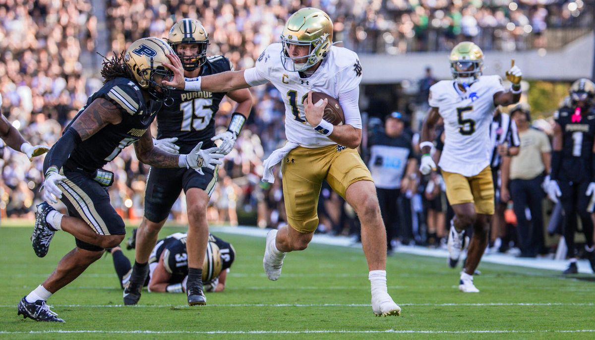 Purdue Boilermakers at Notre Dame Fighting Irish Football