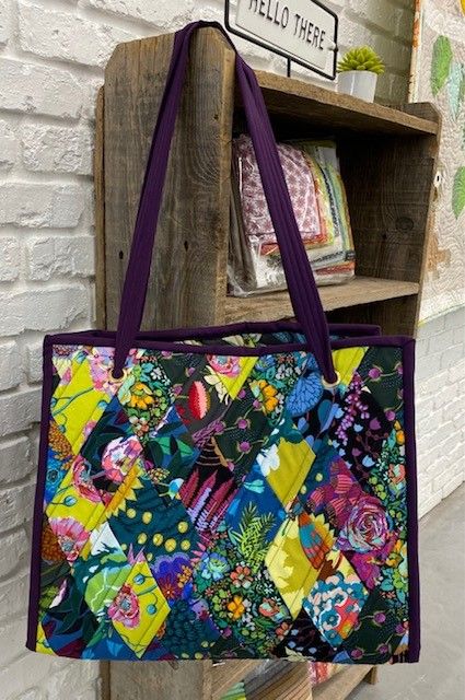 Dancing Diamonds Tote | Authorized Vac and Sew, Fresno, CA | July 6, 2022