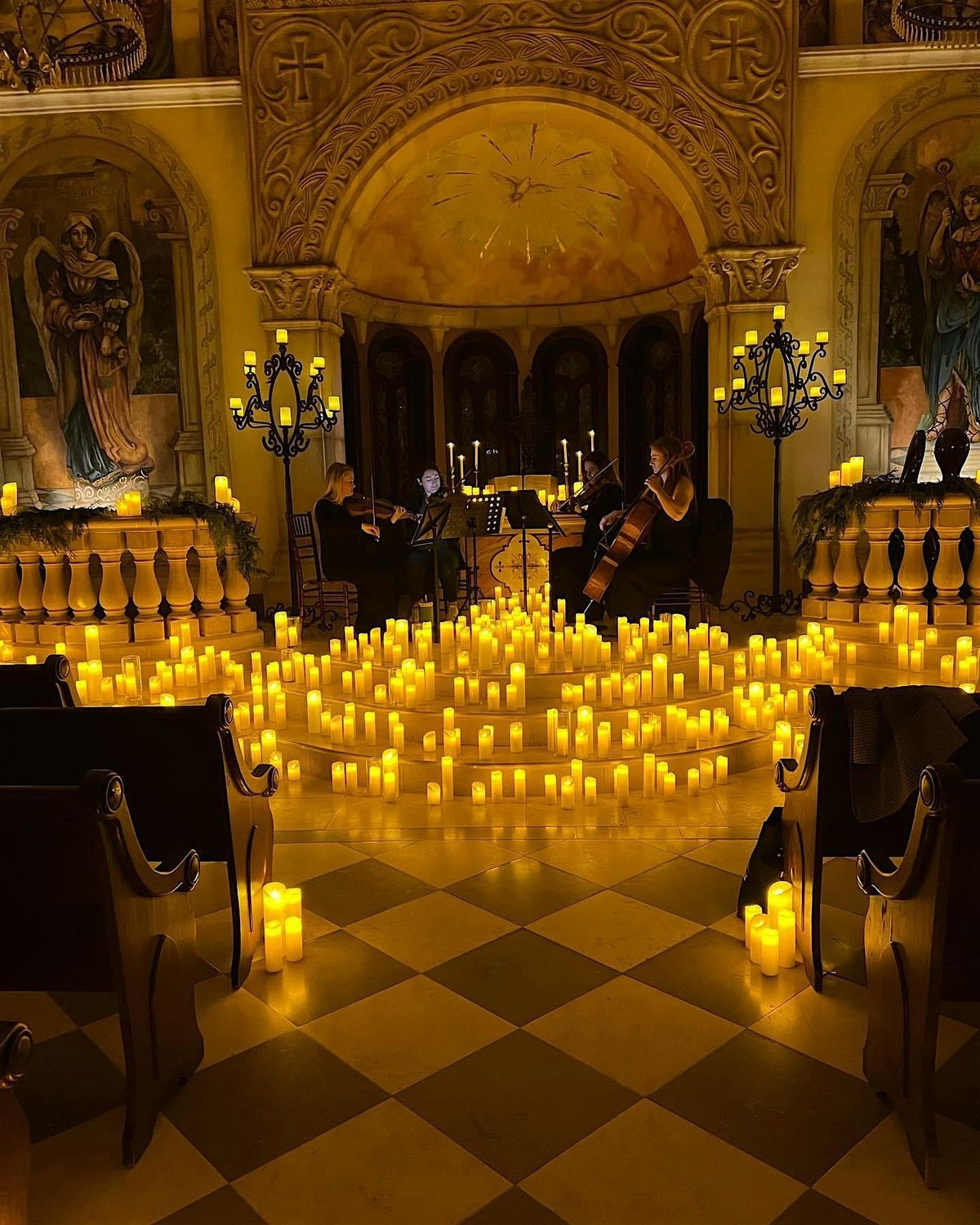 Christmas by Candlelight (LATE SHOW)