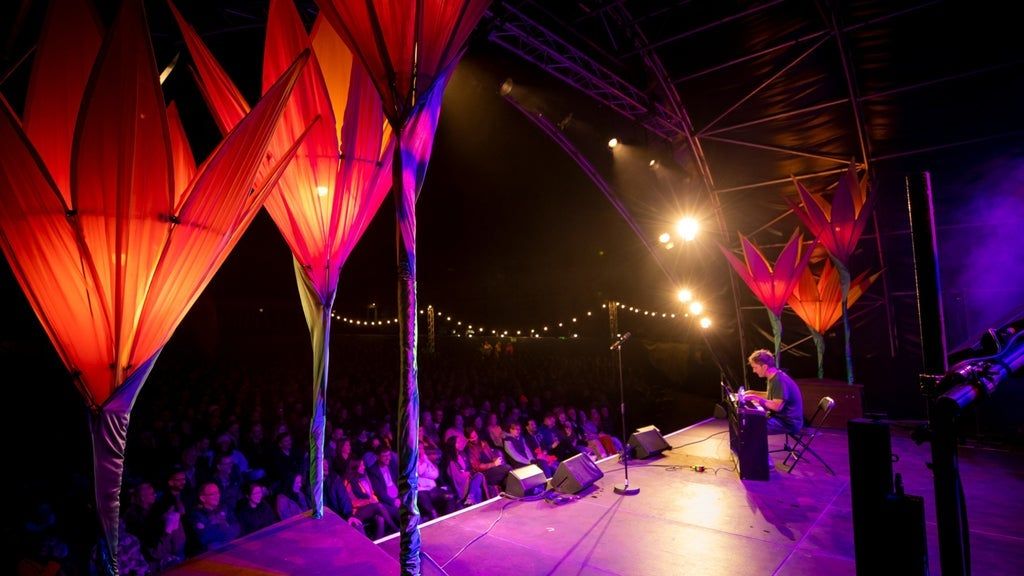 Greenwich Comedy Garden: Sara Pascoe & Rhys James