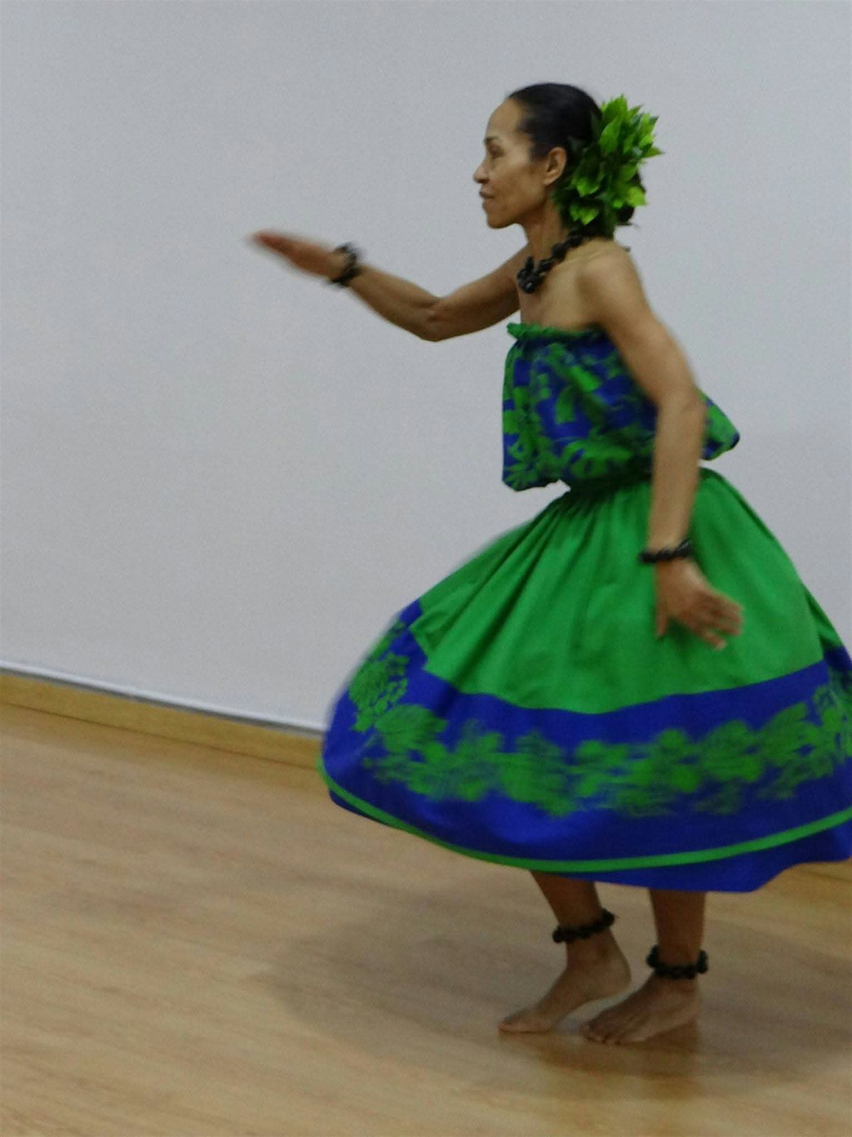 HULA BARCELONA Danza Hawaiana