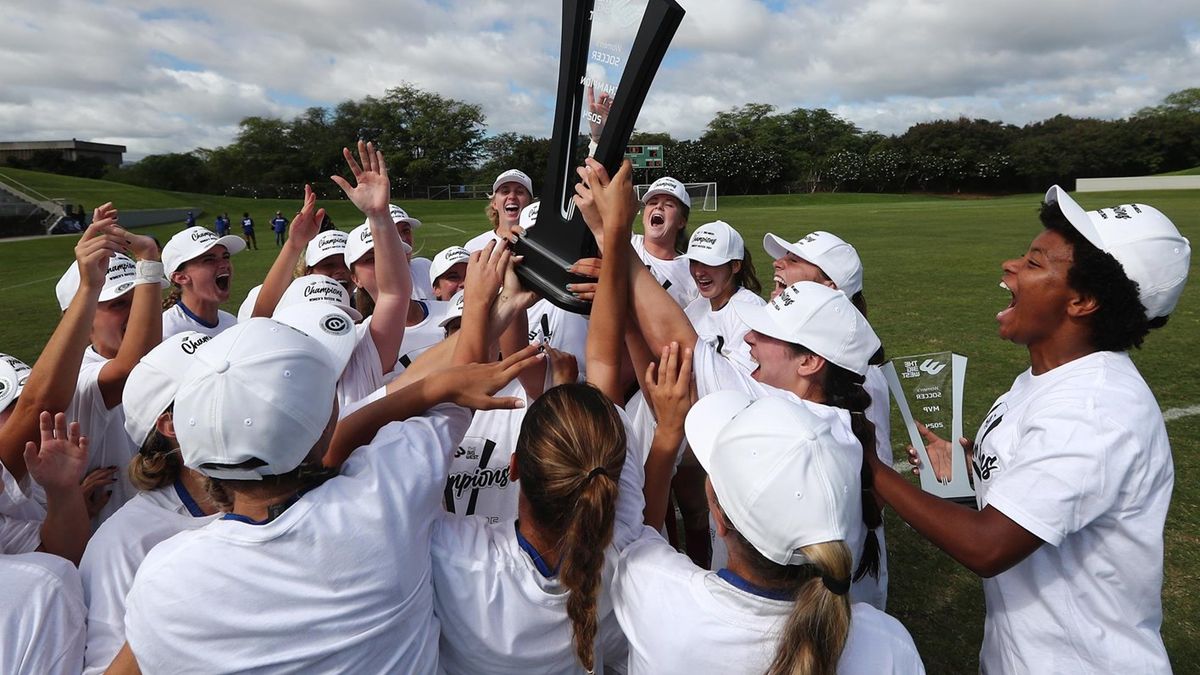Parking UC Santa Barbara Gauchos at Cal State Bakersfield Roadrunners Womens Basketball