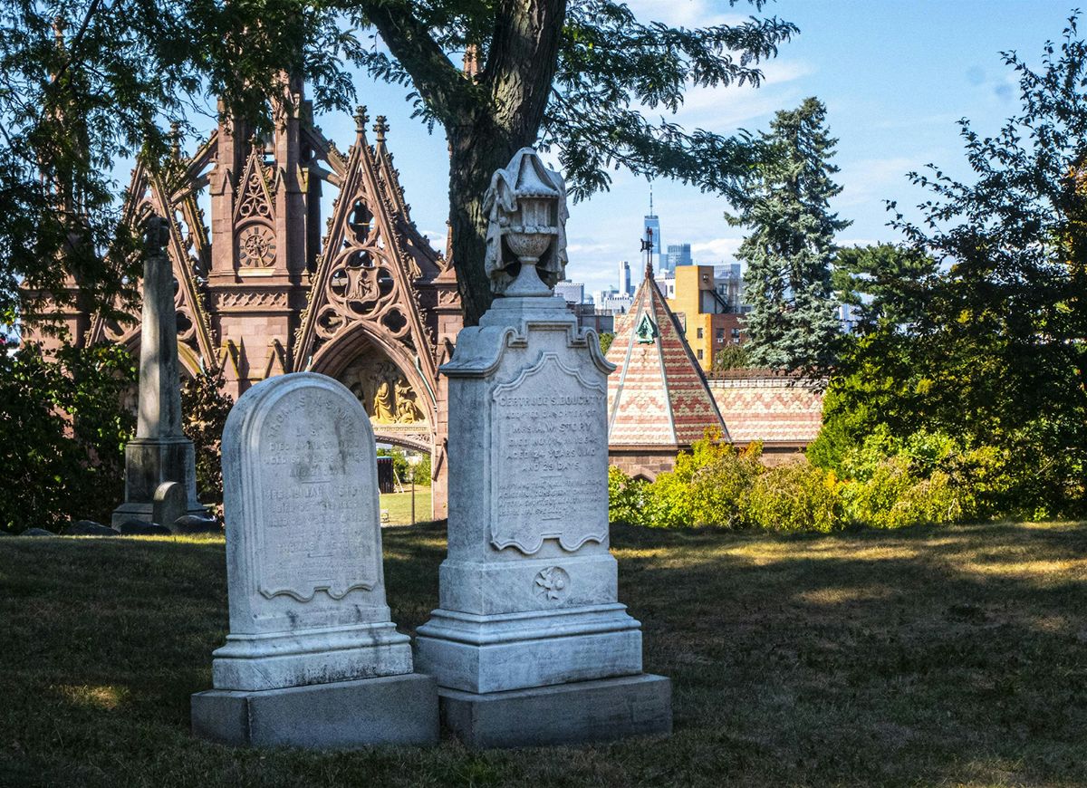 Everything You Were Dying to Know About New York Cemeteries