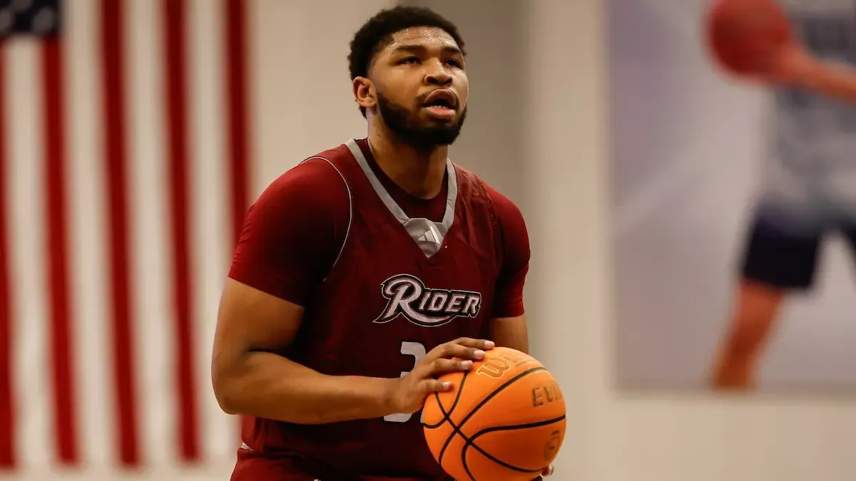 Parking Rider Broncs at Fairfield Stags Mens Basketball