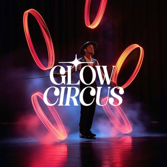 Glow Circus : un spectacle de cirque n\u00e9on aux influences japonaises