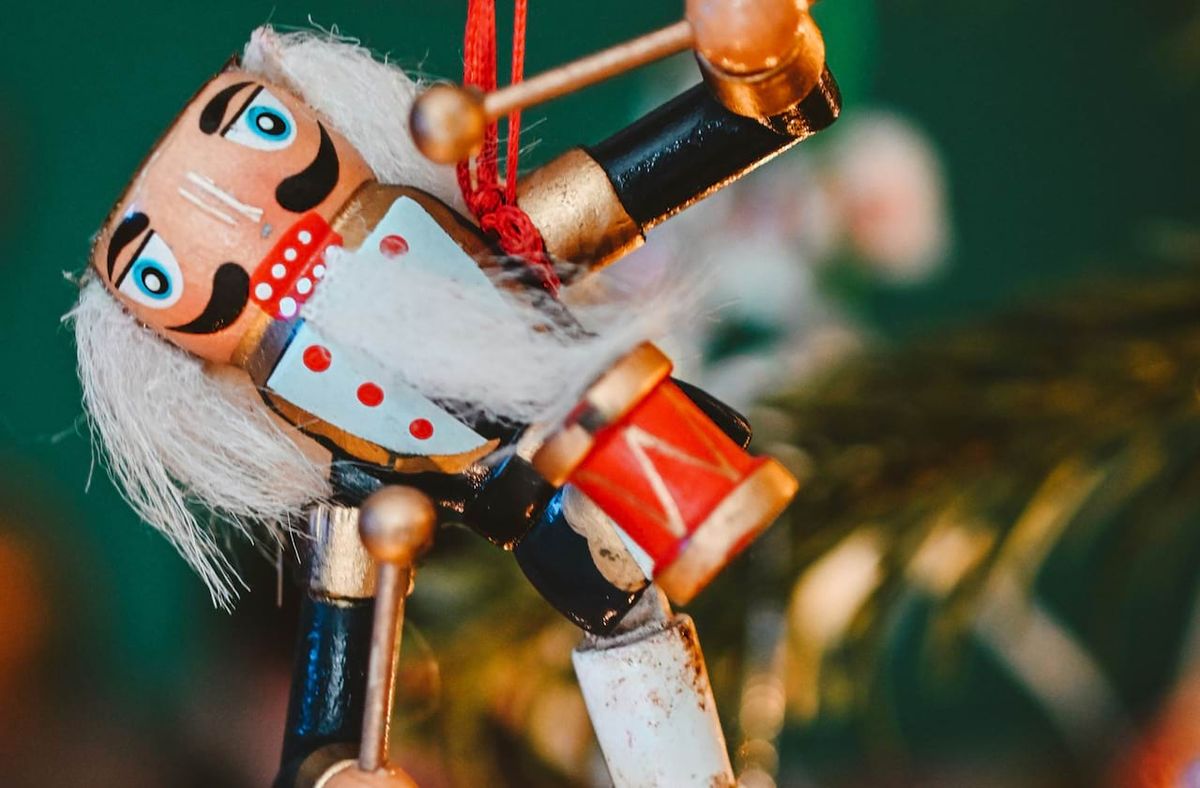 Los Angeles Philharmonic - Duke Ellingtons Nutcracker and Tchaikovskys Winter Daydreams at Walt Disney Concert Hall