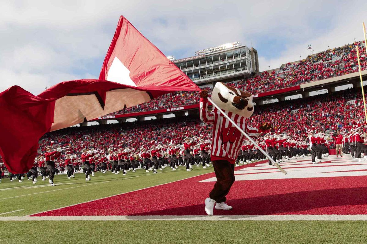 Bucky's Balcony: Illinois Fighting Illini at Wisconsin Badgers Womens Volleyball (Not a Game Ticket)