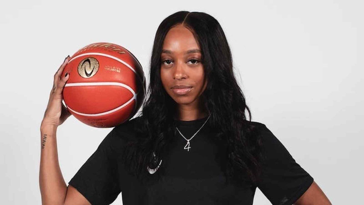 Parking Athletes Unlimited Pro Basketball Games 21 & 22