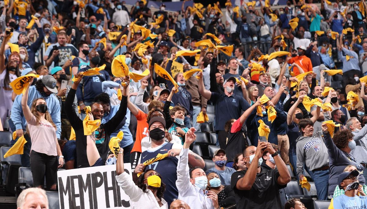 Memphis Grizzlies at Minnesota Timberwolves at Target Center