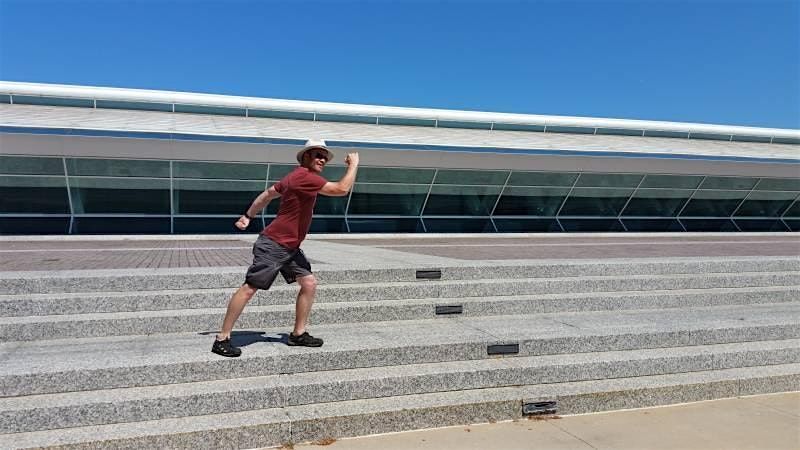 Milwaukee Let\u2019s Roam Treasure Hunt:A Splash of Color!