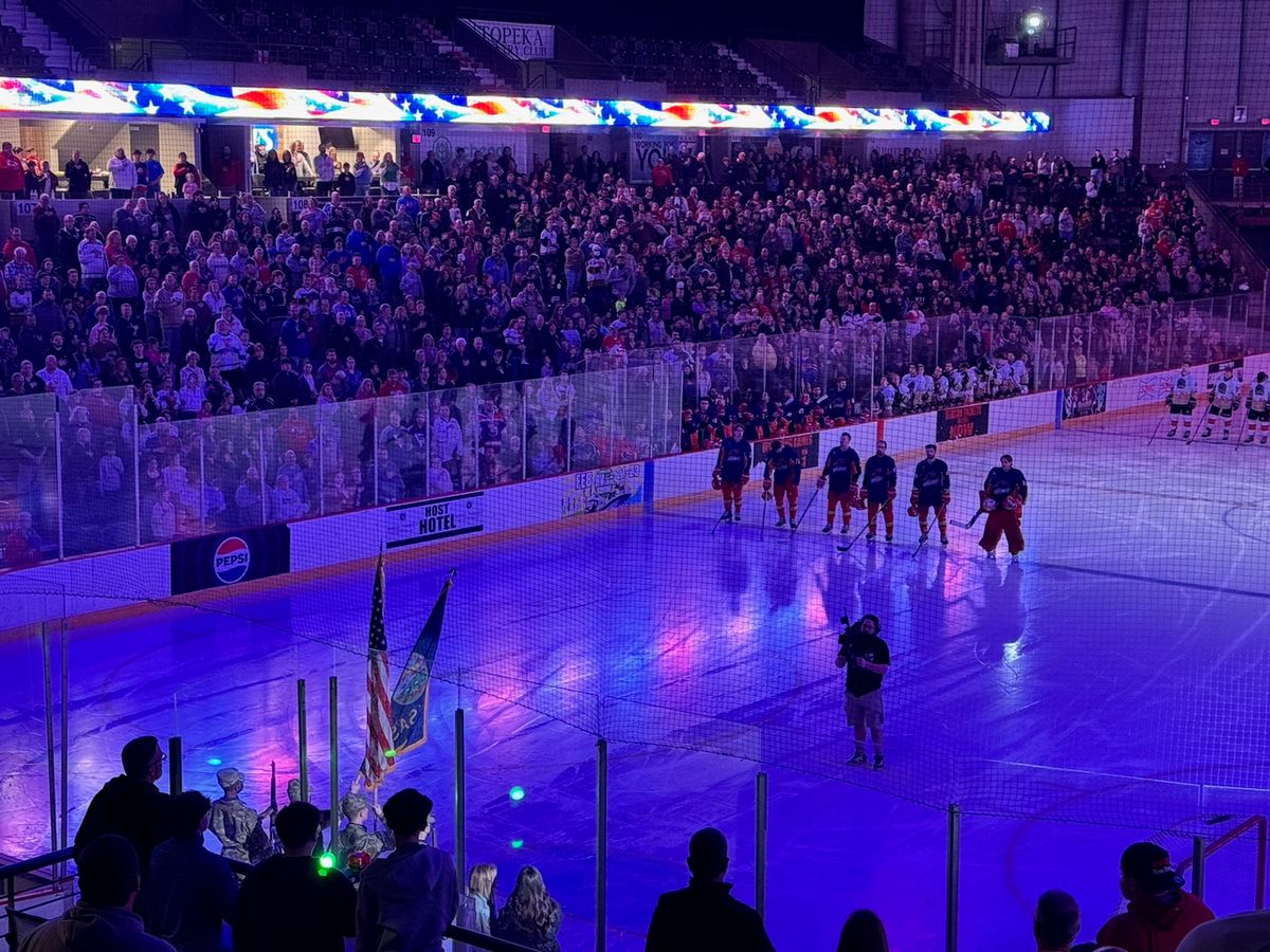 Topeka Scarecrows vs. Port Huron Prowlers