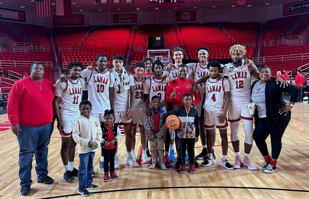 Lamar Cardinals at Louisiana Monroe Warhawks Mens Basketball