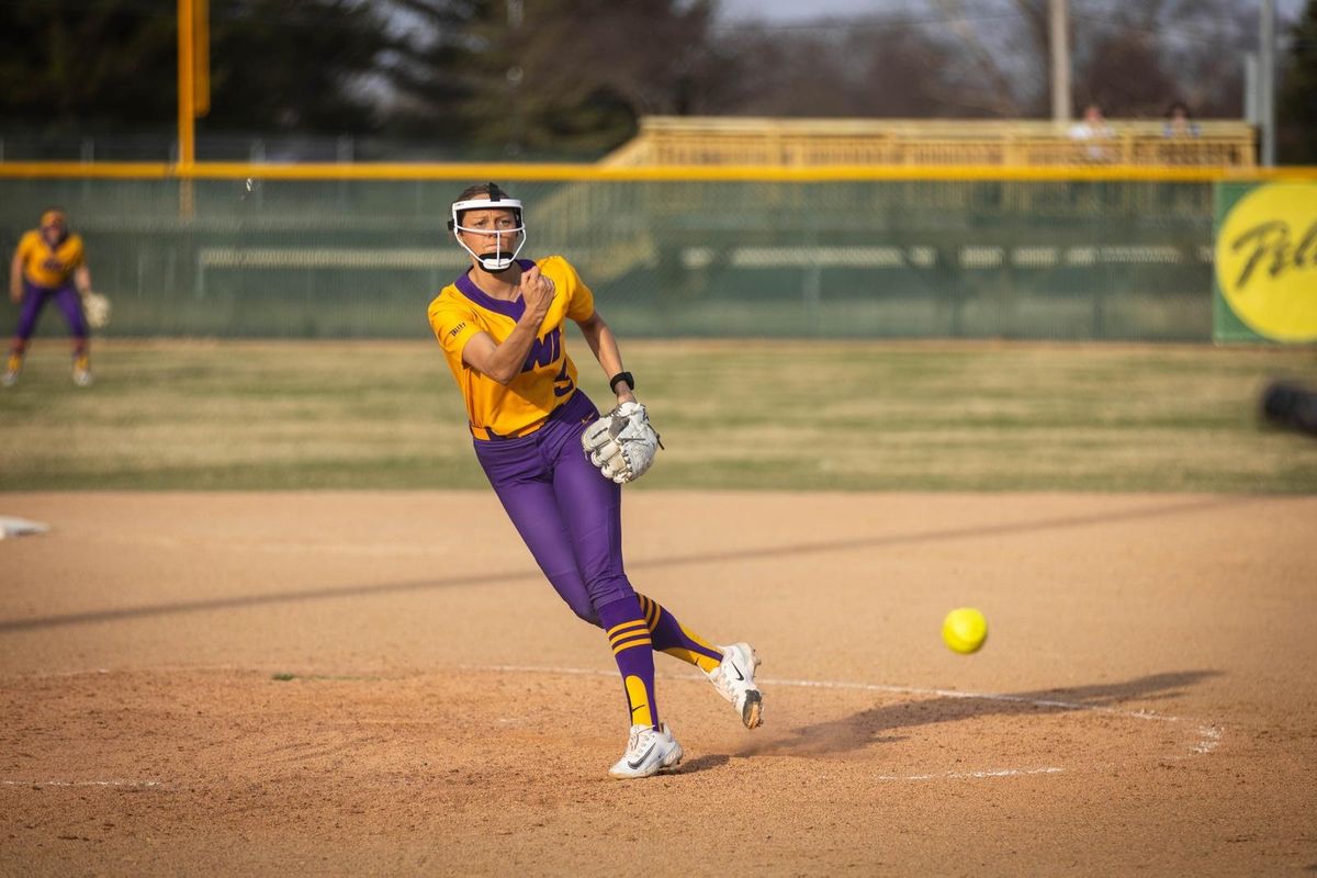 Parking Valparaiso Beacons at Illinois State Redbirds Womens Basketball