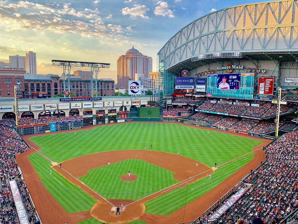 Minnesota Twins at Houston Astros at Daikin Park