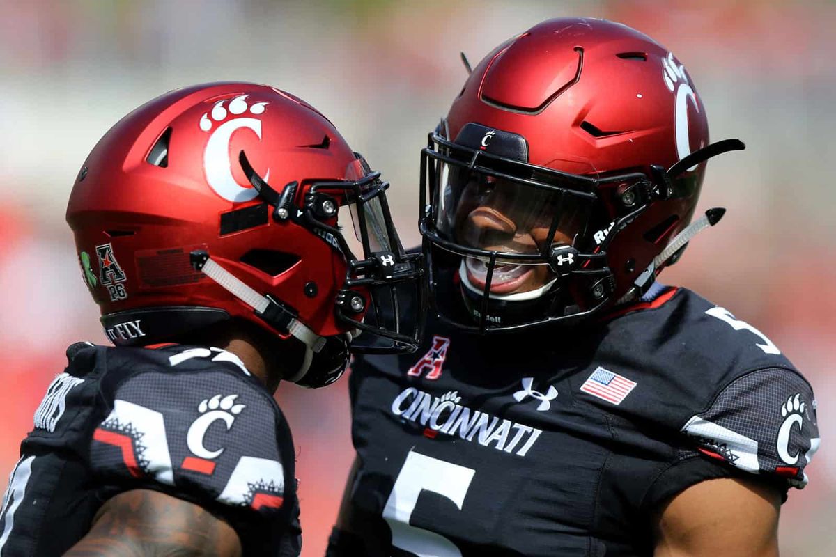 Cincinnati Bearcats vs. Austin Peay Governors