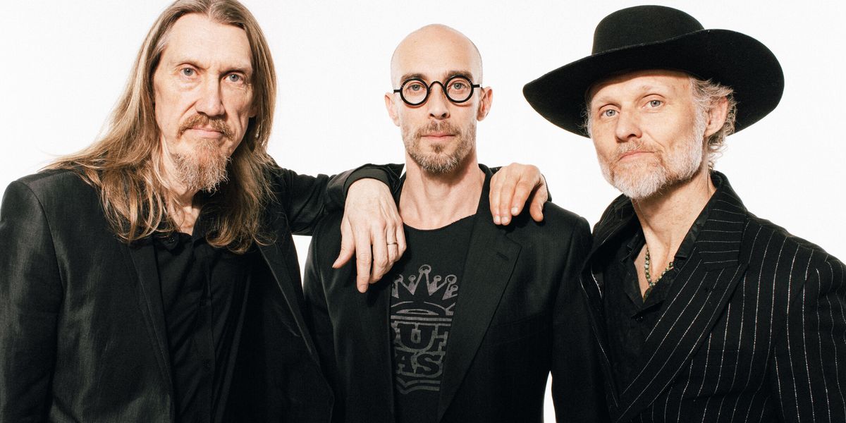 The Wood Brothers- Puff of Smoke Tour in Bloomington