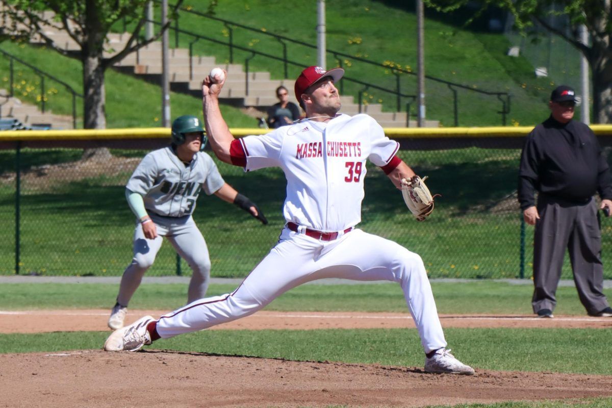 Parking Siena Saints at UMass Minutewomen Womens Basketball