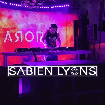 Sabien Lyons