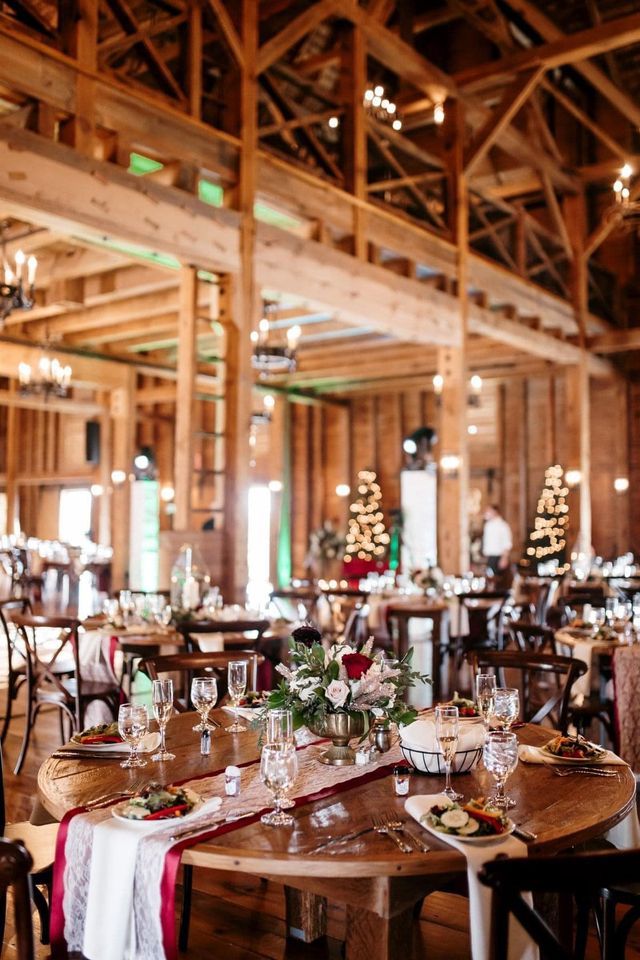 2023 Christmas Dinner and Show at The Star Barn The Star Barn at