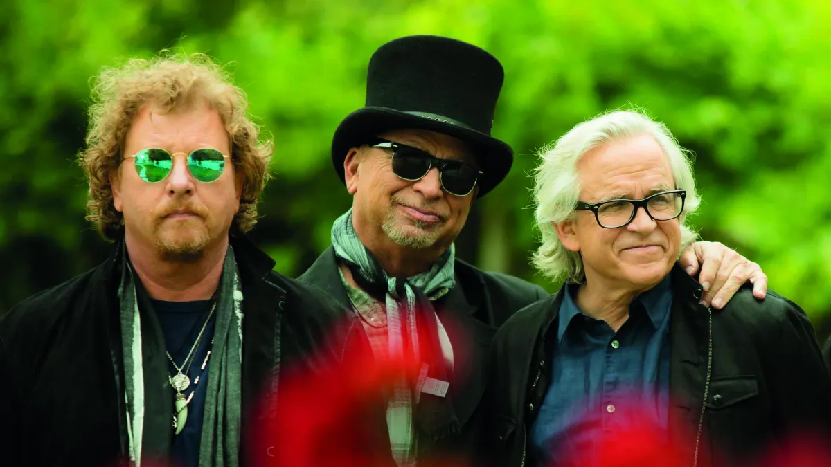 TOTO, Men At Work, Christopher Cross, Colin Hay in Ridgefield