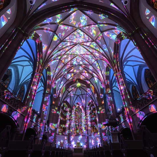 PROJEKTIL presents: ENLIGHTENMENT \u2013 Vivaldis Vier Jahreszeiten als Licht\u2011Sinfonie