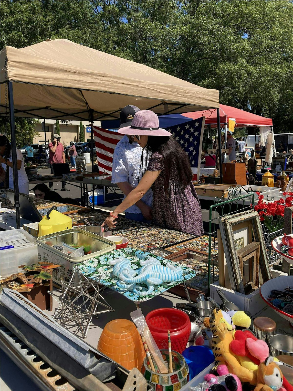 The Raleigh Market - A Shopping Adventure!