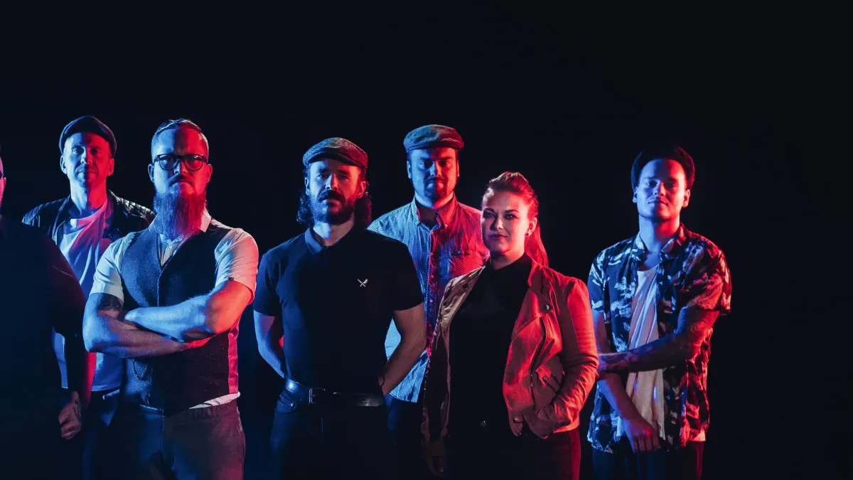 The O'Reillys and the Paddyhats in Berlin