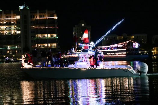 35th Annual Holiday Boat Parade of Lights