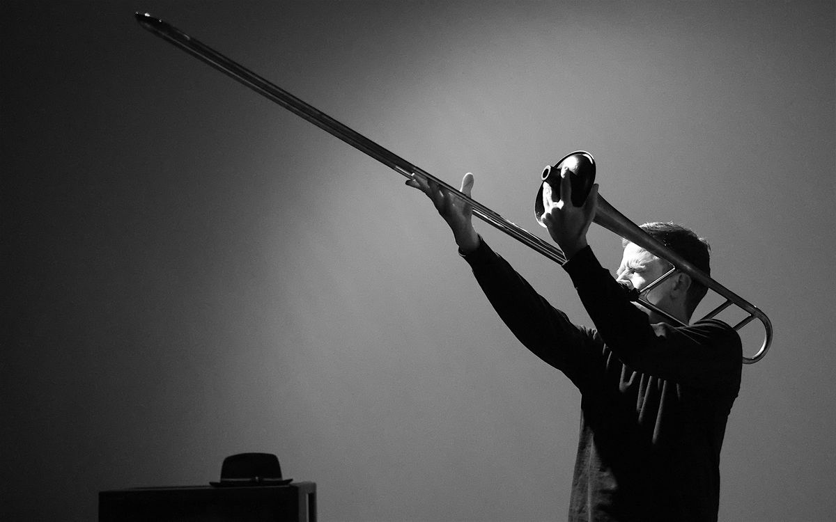 The Nameless Sound Ensemble: How to Listen and Be Influenced
