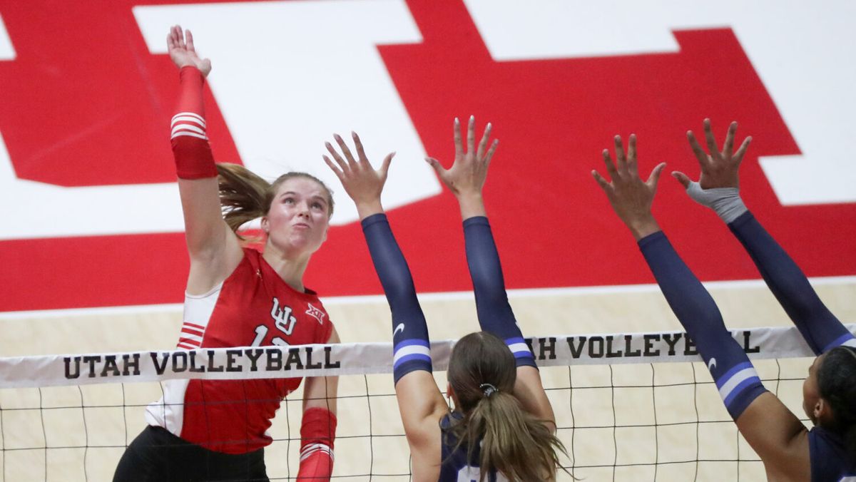 Utah Utes at BYU Cougars Womens Volleyball at Smith Fieldhouse