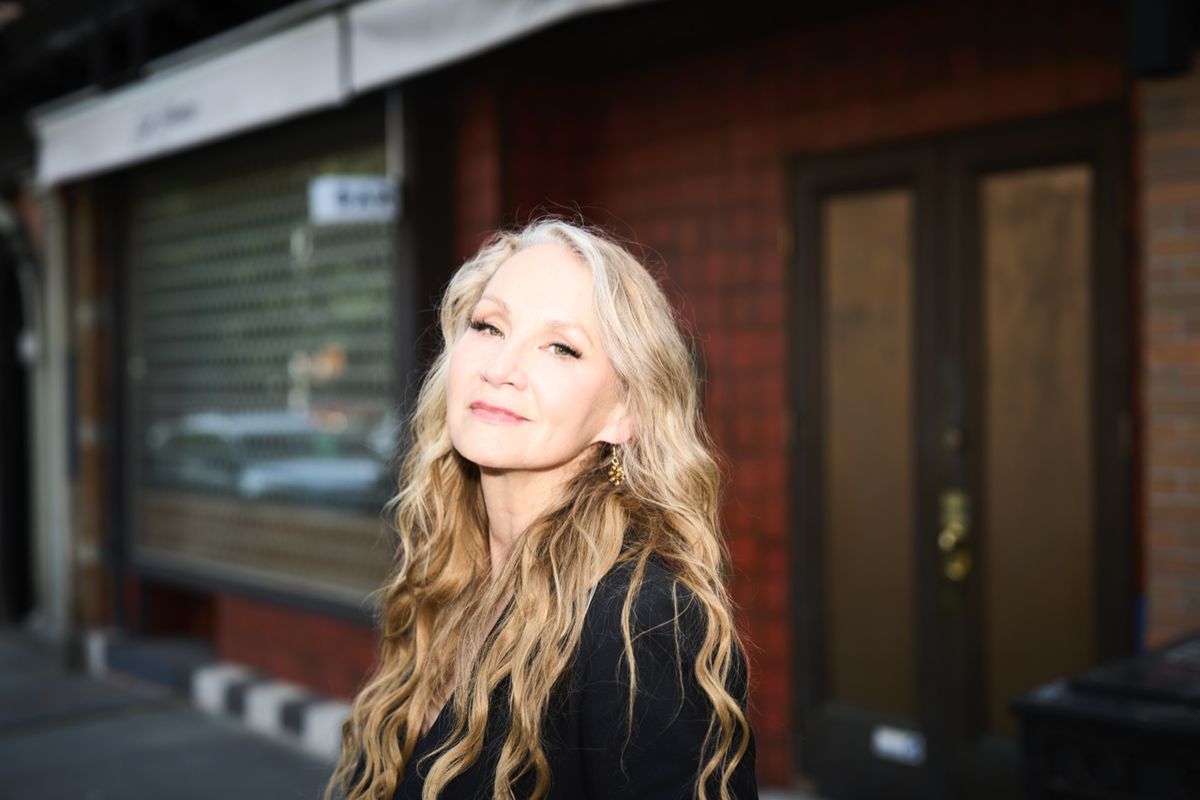 Lisa Loeb with Joan Osborne
