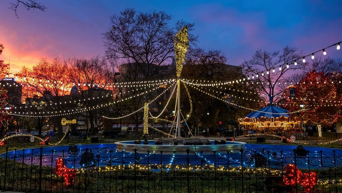 Parking Irving Berlin's White Christmas - Franklin