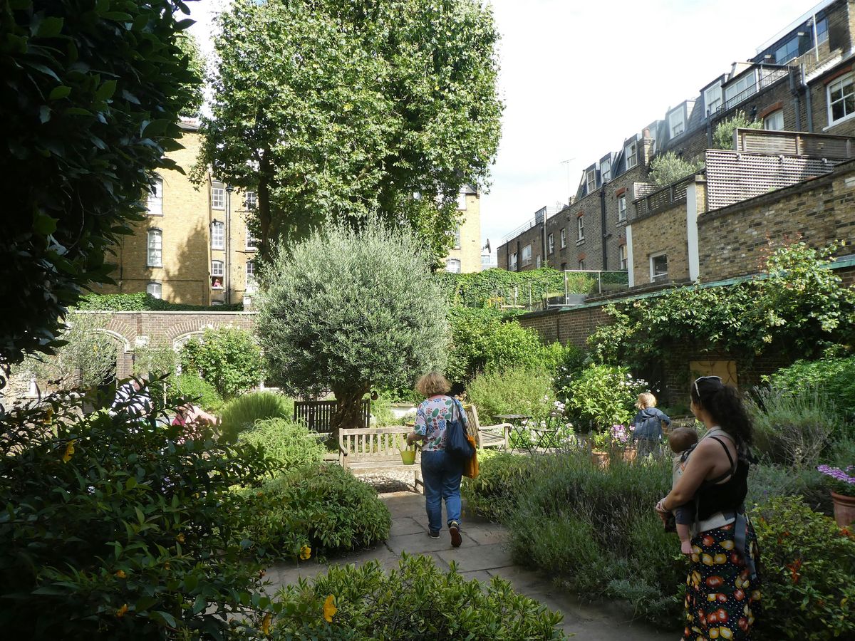 Free Under 3s Family Workshop: Stories on the Wing: Birds & St John