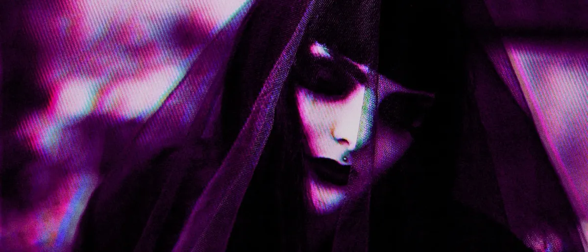 Sidewalks and Skeletons in Vienna