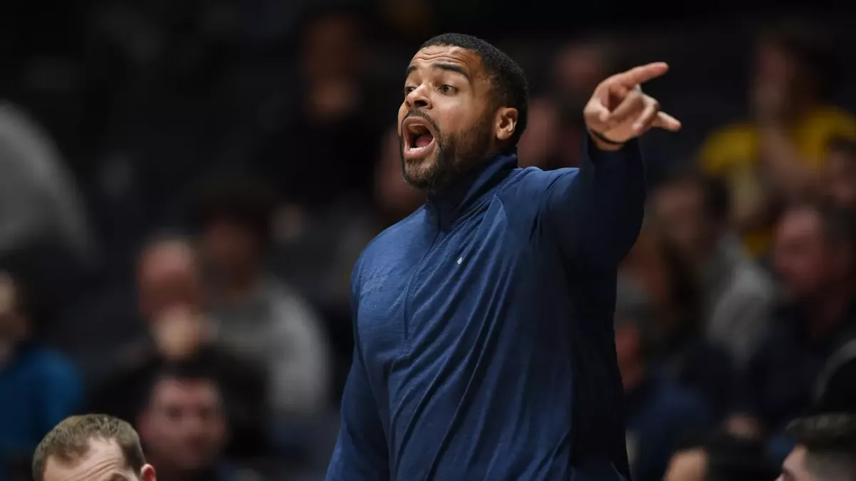 Parking Kent State Golden Flashes at Ohio Bobcats Womens Basketball