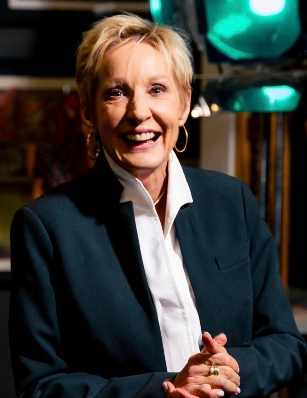 Karen Mills at Off the Hook Comedy Club