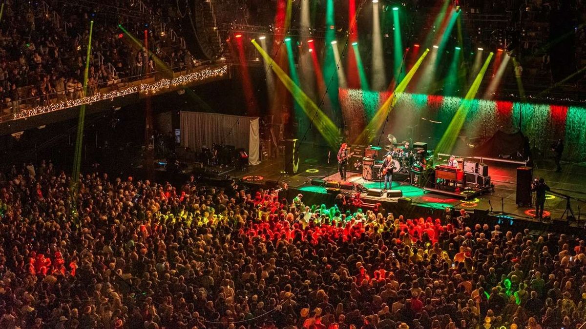 Christmas Jam with Warren Haynes