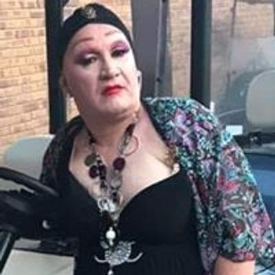 Dame Fawn Denier - Caberet Drag Artiste