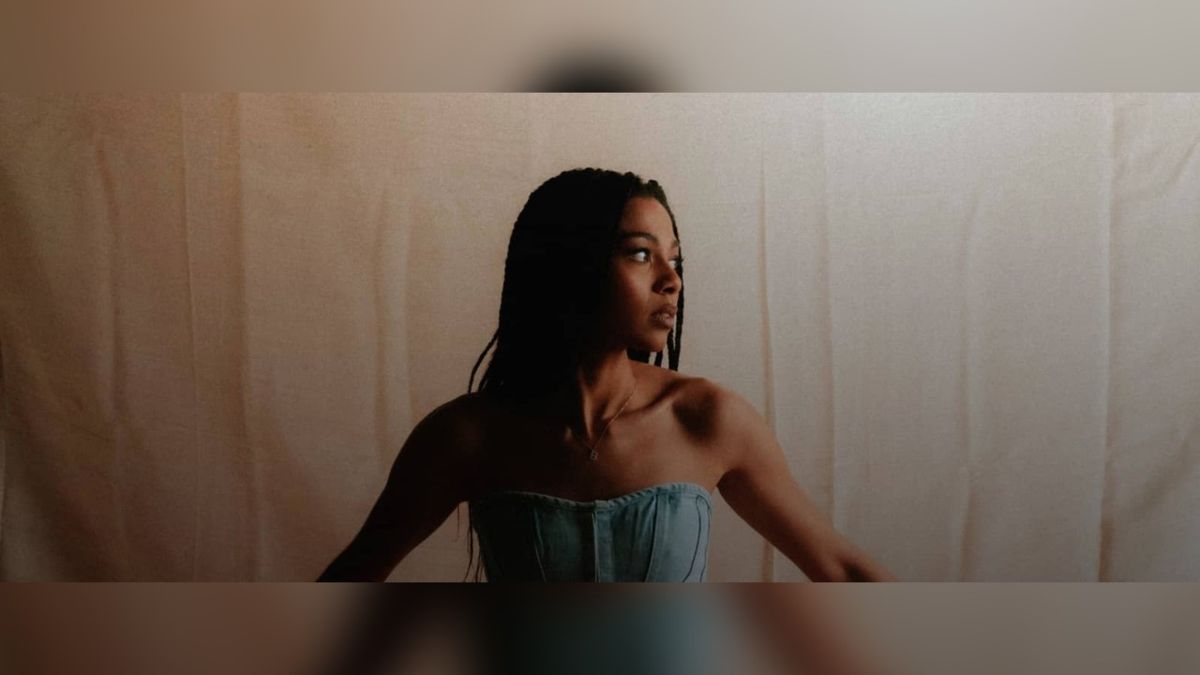 Brooke Combe Manchester Tickets