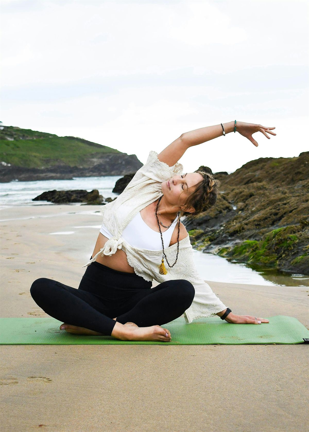 Yoga life drawing special with Hannah Lenton (model will be dressed)