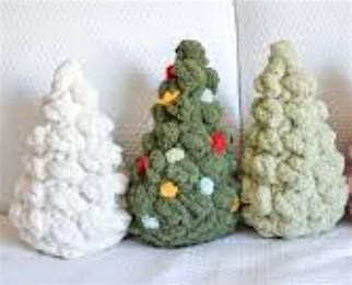 Hand Knitting Chunky Tree Pillows