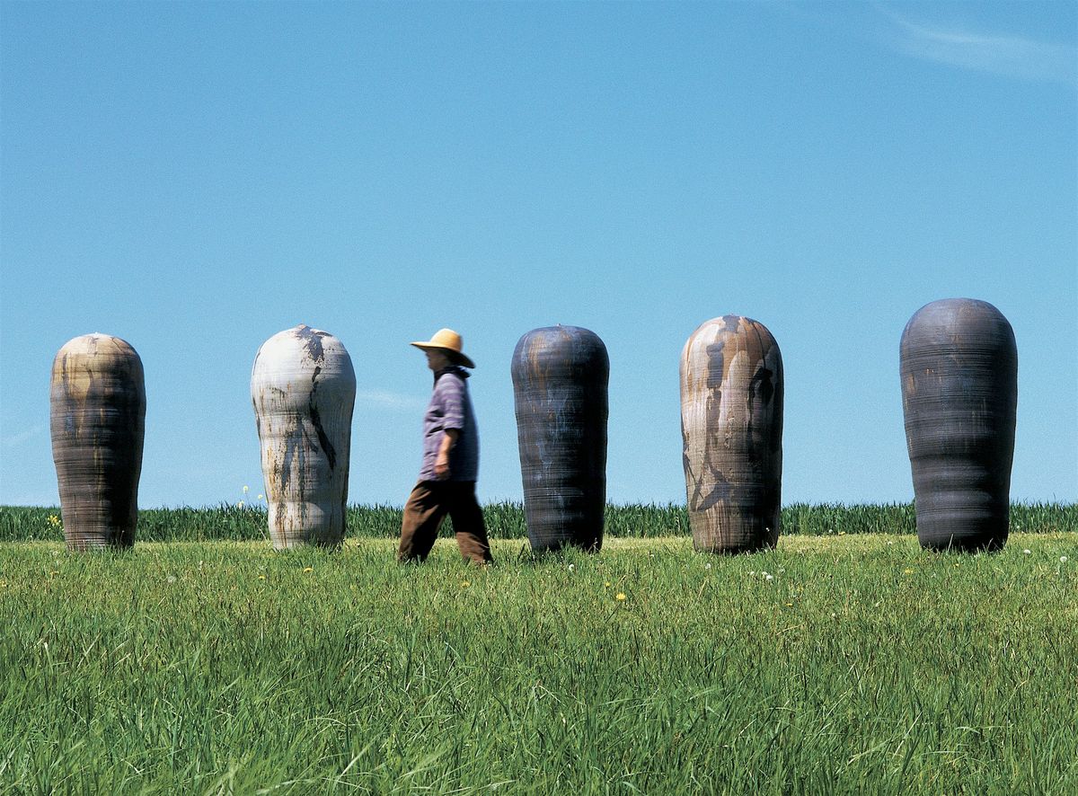 Drop-in tour: Toshiko Takaezu: Worlds Within
