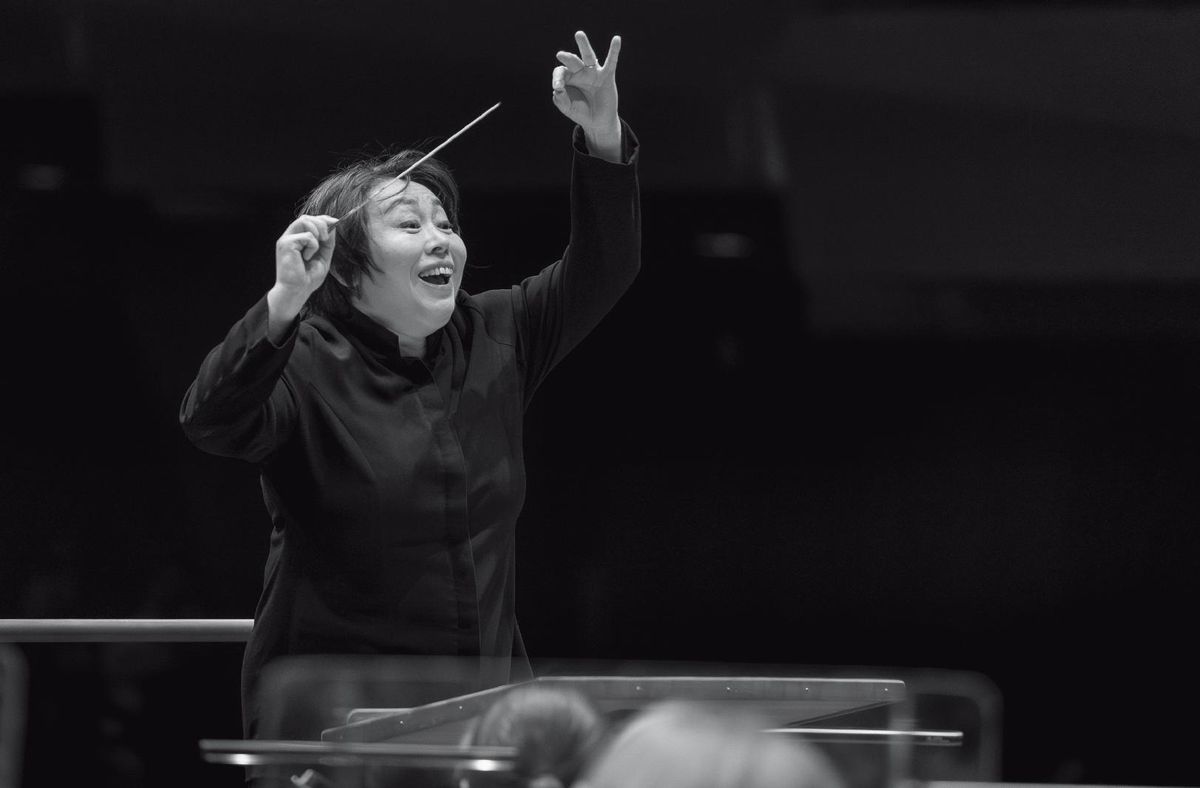 Seattle Symphony - Xian Conducts Iris Unveiled at Benaroya Hall - Taper Auditorium