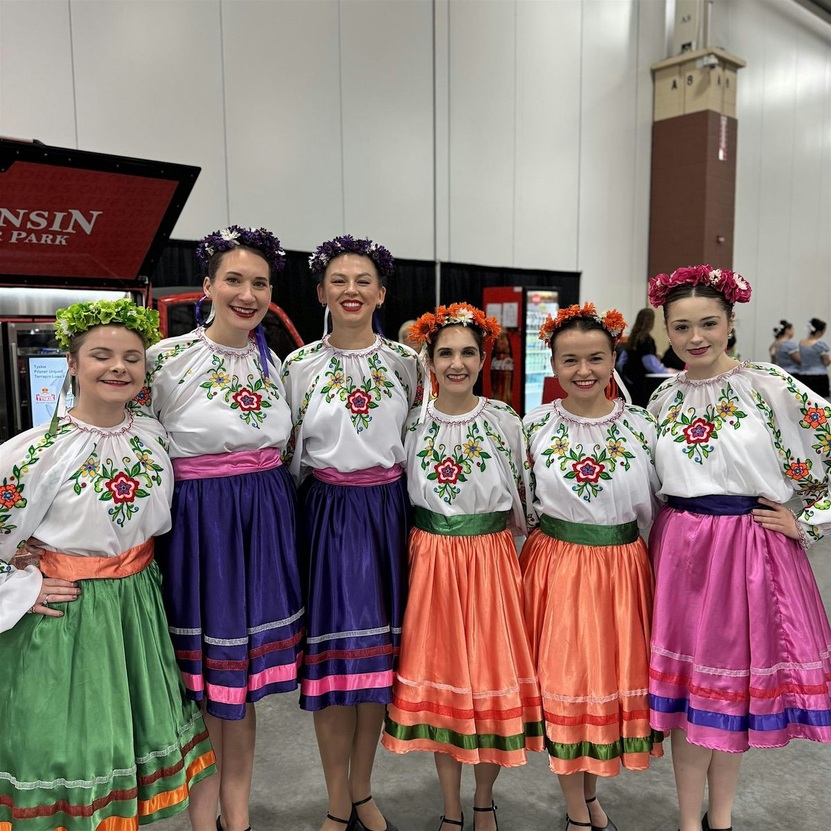 2025 Holiay Folk Fair International