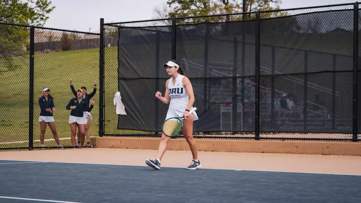 Parking Oral Roberts Golden Eagles at Denver Pioneers Womens Basketball
