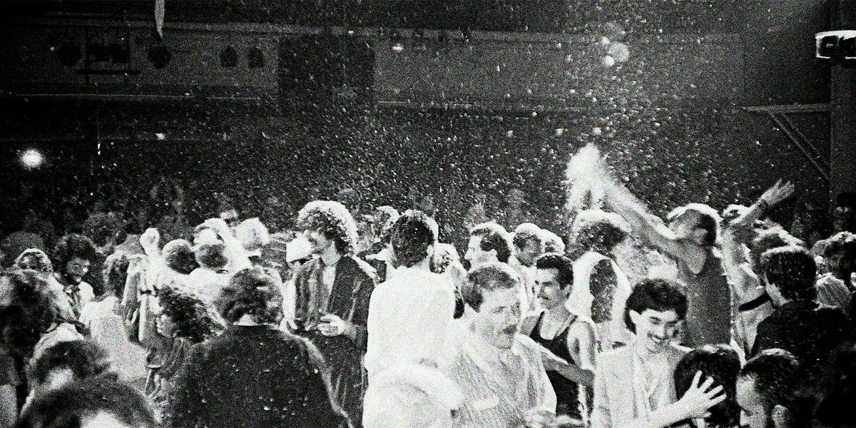 NEW YEARS EVE: A NIGHT AT STUDIO 54