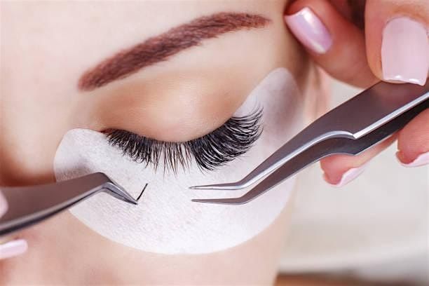 Classic Lash Certification Class