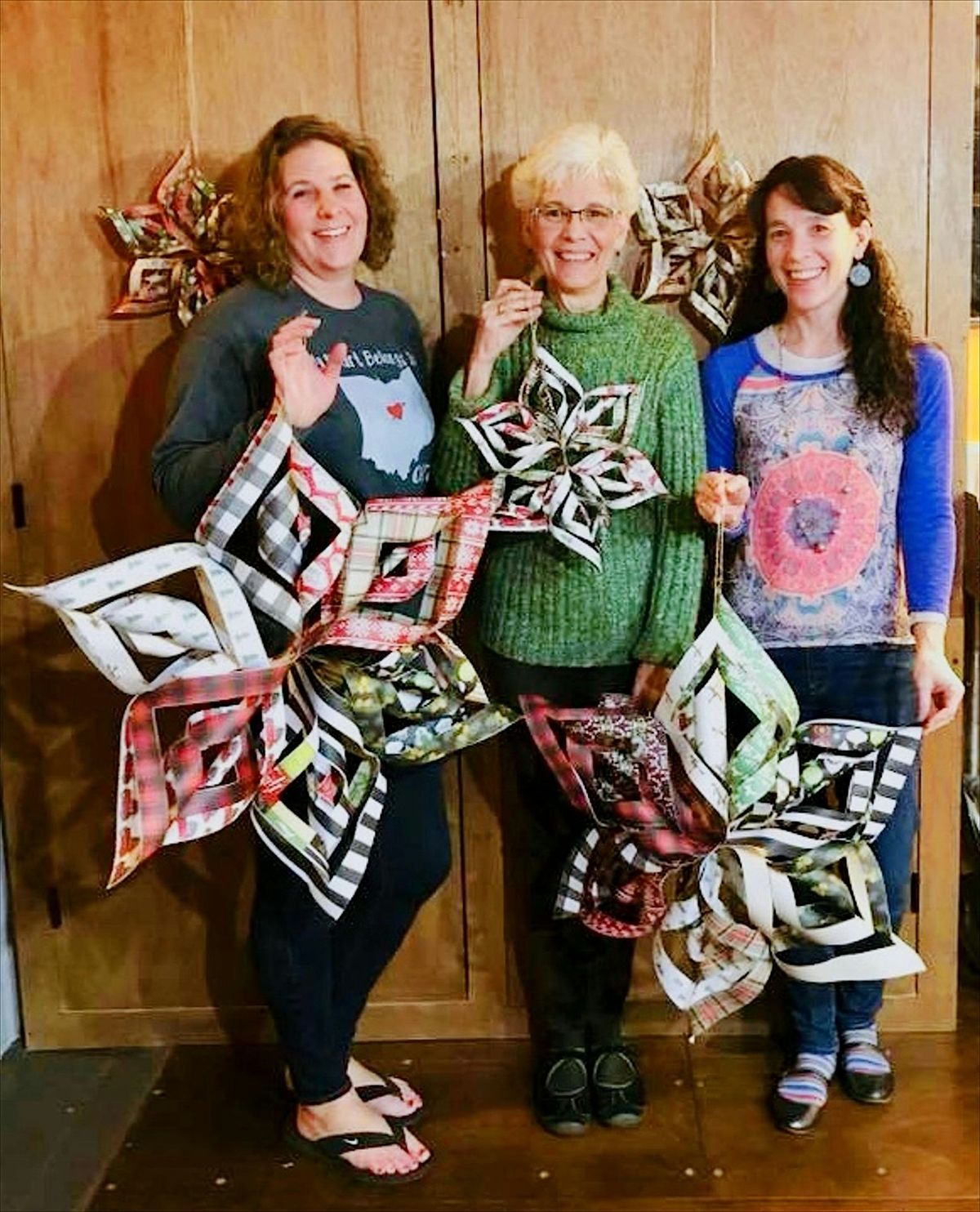 Christmas Paper Wreath Crafting Night