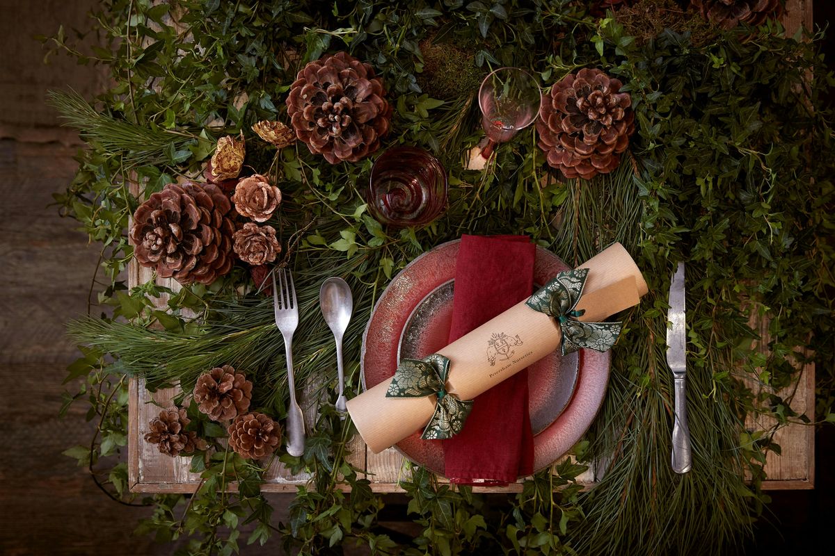 Petersham Christmas Crackers Workshop