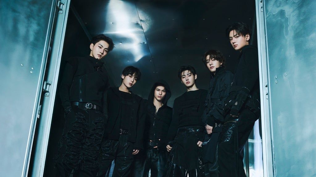 ENHYPEN WORLD TOUR 'BLOOD SAGA' IN UNITED STATES